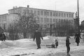 1966 Zima - Jan Truszkowski z dziećmi